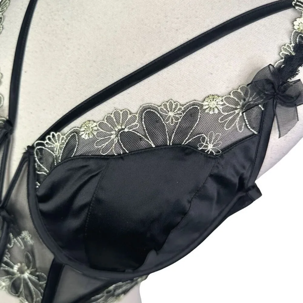 For Love & Lemons x Victoria’s Secret Daisy Lashes Bustier - Size 38C